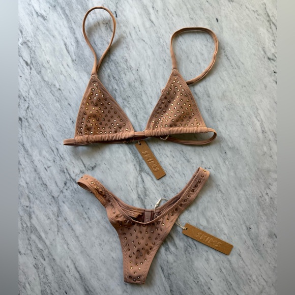 SKIMS RARE!!! Swarovski Diamond Encrusted Triangle Bralette and Thong Set - Picture 2 of 7